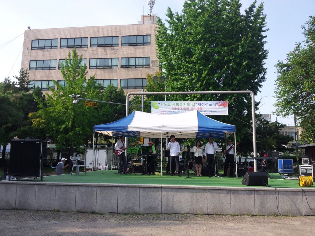 06.jpg